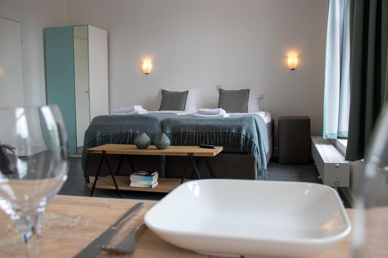 Zuidzande The Town Hotel Studios Appartments מראה חיצוני תמונה