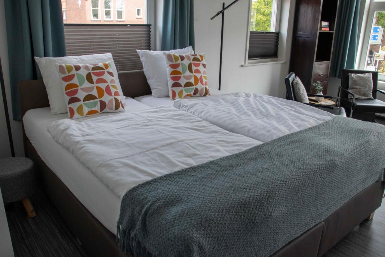 Zuidzande The Town Hotel Studios Appartments מראה חיצוני תמונה